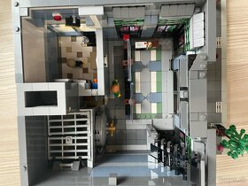 Lego banka z kociek 10251 - 7