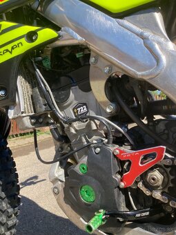 Kawasaki KXF 250 - 7