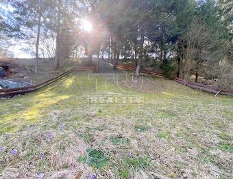REKREAČNÝ POZEMOK NA PODSUCHEJ 1570m2
MOŽNOSŤ STAVBY CHAT - 7