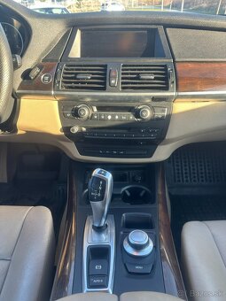 BMW X5 e70 3.0d xDrive Šedá metalíza - 7