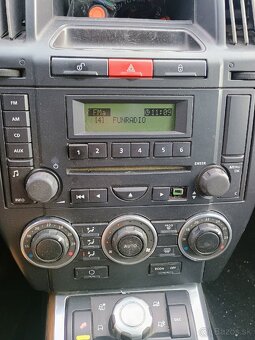 Predám LANDR ROVER FREELANDER 2 - 7