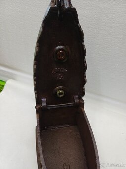 Predám starožitnu žehličku dobrom stave - 7