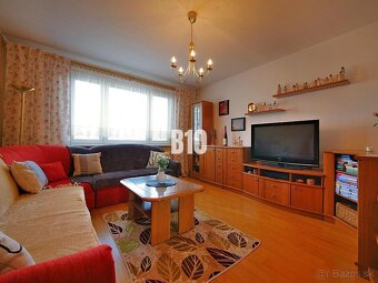EXKLUZÍVNE na predaj 4-izbový byt, 80 m² + loggia, pivnica - - 7