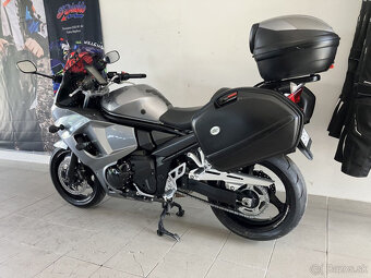 Suzuki GSX 1250 FA - 7