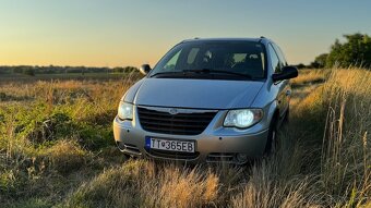 Chrysler Grand Voyager 2.8 CRD • Automat • 7 miest - 7