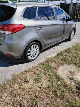 Kia carens 1.7 CRDi - 7