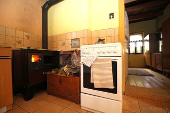 PREDAJ 3 izb chalupa s pozem. 1748m2 Kostoľany pod Tr - 7