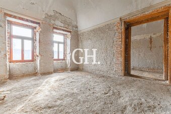 NA PREDAJ - KÚSOK HISTÓRIE - TEHLOVÁ BUDOVA - CENTRUM ROŽŇAV - 7