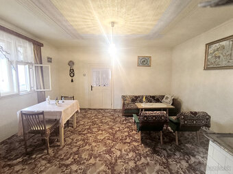 KRÁSNY UDRŽIAVANÝ MUROVANÝ RODINNÝ DOM CHALUPA S VÝBORNÝM PO - 7