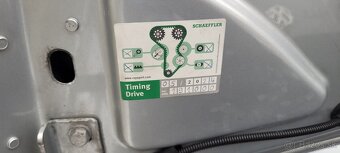 Vw Passat Variant 1,9 TDI 12/2006 105PS, strieborná metalíza - 7