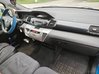 Predám Honda Fr-v - 7