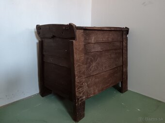 Starožitná truhlica Susek - 7