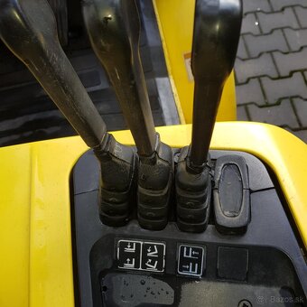 Vysokozdvižný vozík HYSTER - 7