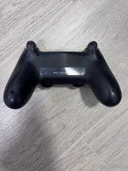 Playstation 4 + - 7