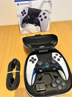 PlayStation 5 DualSense Edge™ Wireless Controller - 7