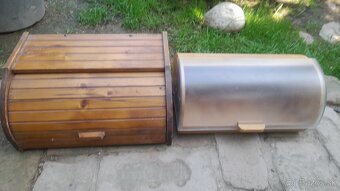 Zrkadlo 40eur, stolička 25eur, chlebníky 15eur/kus - 7