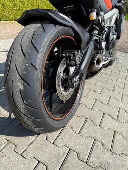 Yamaha MT09 Orange Mettalic 13.258km - 7