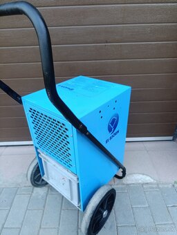 Odvlhčovač vzduchu s absorbérom vlhkosti Elbiorn A60BT - 7