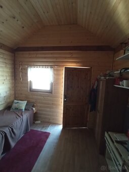 Zahradná chatka s prístreškom - 7