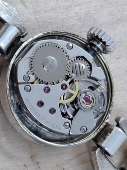 Predám funkčné celostrieborné dámske hodinky RENO 17 jewels - 7