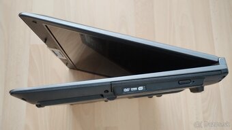 Predám notebook Asus F5N - 7