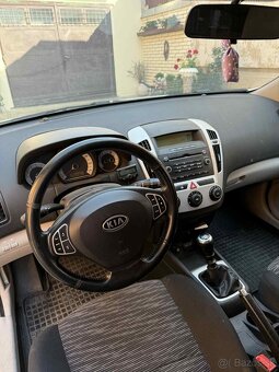 Kia Ceed - 7