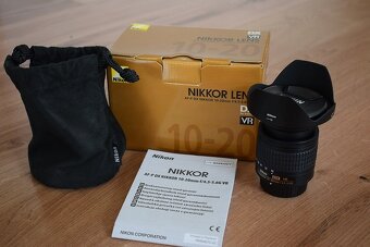Širokouhlý objektív Nikkor 10-20 mm AF-P s VR stabilizaciou - 7