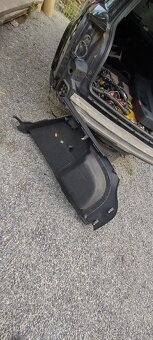 rozpredam Audi S4 4,2 b6 Avant na diely - 7