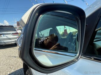 Toyota RAV4 2.2 l D-4D Premium - 7