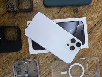 Apple iPhone 16 PRO MAX 256 GB biela - 7
