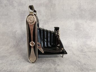 Historický měchový fotoaparát Agfa Billy Record - 7