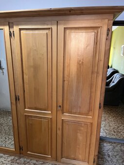 Šatníkova skriňa - 7