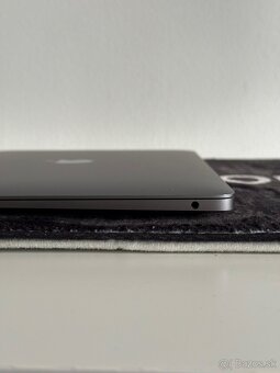 Apple MacBook Air M1 (2020) – top stav - 7