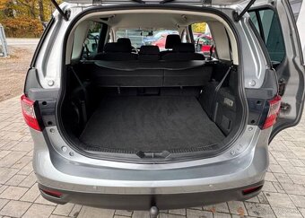 Mazda 5 1.6 MZR-CD, 7míst nafta manuál 85 kw - 7