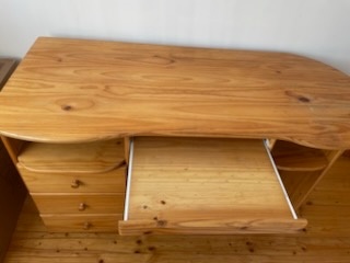 Pracovný stôl - 7