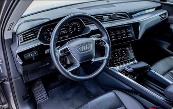 Audi e-tron 55 Advanced - 7
