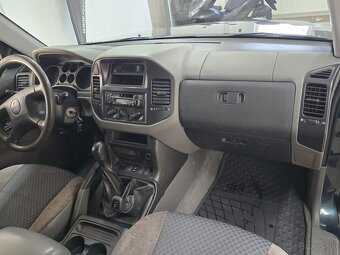 Mitsubishi Pajero 2.5 TD GL - 7