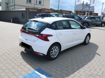 Hyundai i20 1.2i 62kW COMFORT CLUB TAŽNÉ ZÁRUKA ČR 1MAJITEL - 7