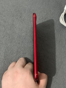 Predám iphone 8 Plus 64GB RED minimálne známky používania - 7