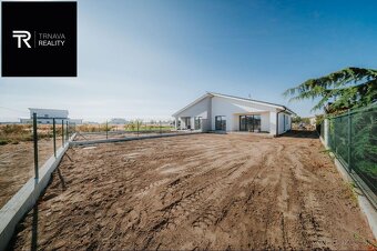 MOŽNOSŤ VIDIEŤ  - Novostavba 4-izbového RD obec Červeník, ok - 7