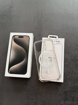 iPhone 15pro Natural Titanium 128gb + Clear Case MagSafe - 7