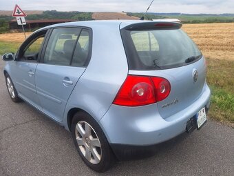 VW GOLF V 1,4 BENZÍN KLÍMA ROK 2008 - 7