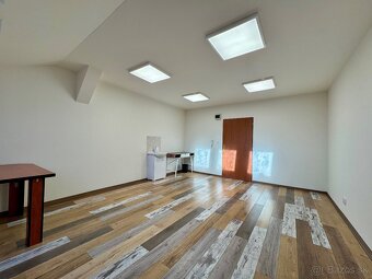 Priestor s umývadlom - 26 m2 - Moyzesova, Košice - 7