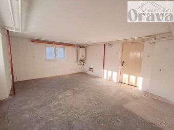 Rodinný dom so záhradou v Nižnej na Orave - 7