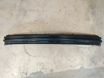 Výstuha zadného nárazníka GOLF IV a GOLF V - 7