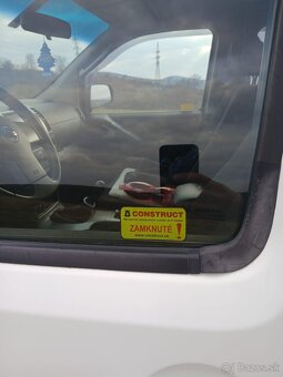 Predám Nissan Pathfinder 2,5 diesel - 7