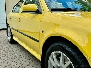 Škoda Octavia 1.8T RS Lemon Yellow - 7