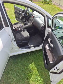 Toyota Auris - 7