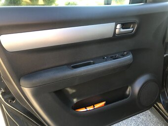 Suzuki Swift 1.3 2010 benzín - 7