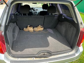 Ford focus combi 1.6 benzin - 7